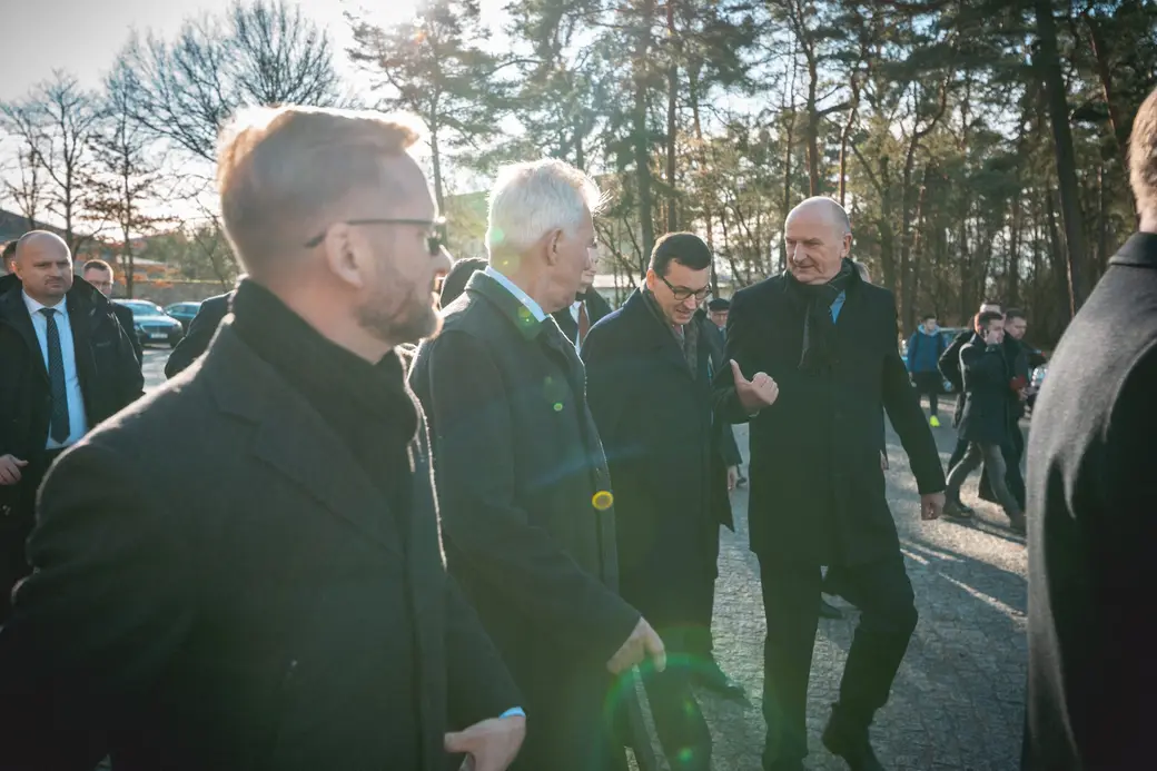 Politik – Termin und Rednerpult